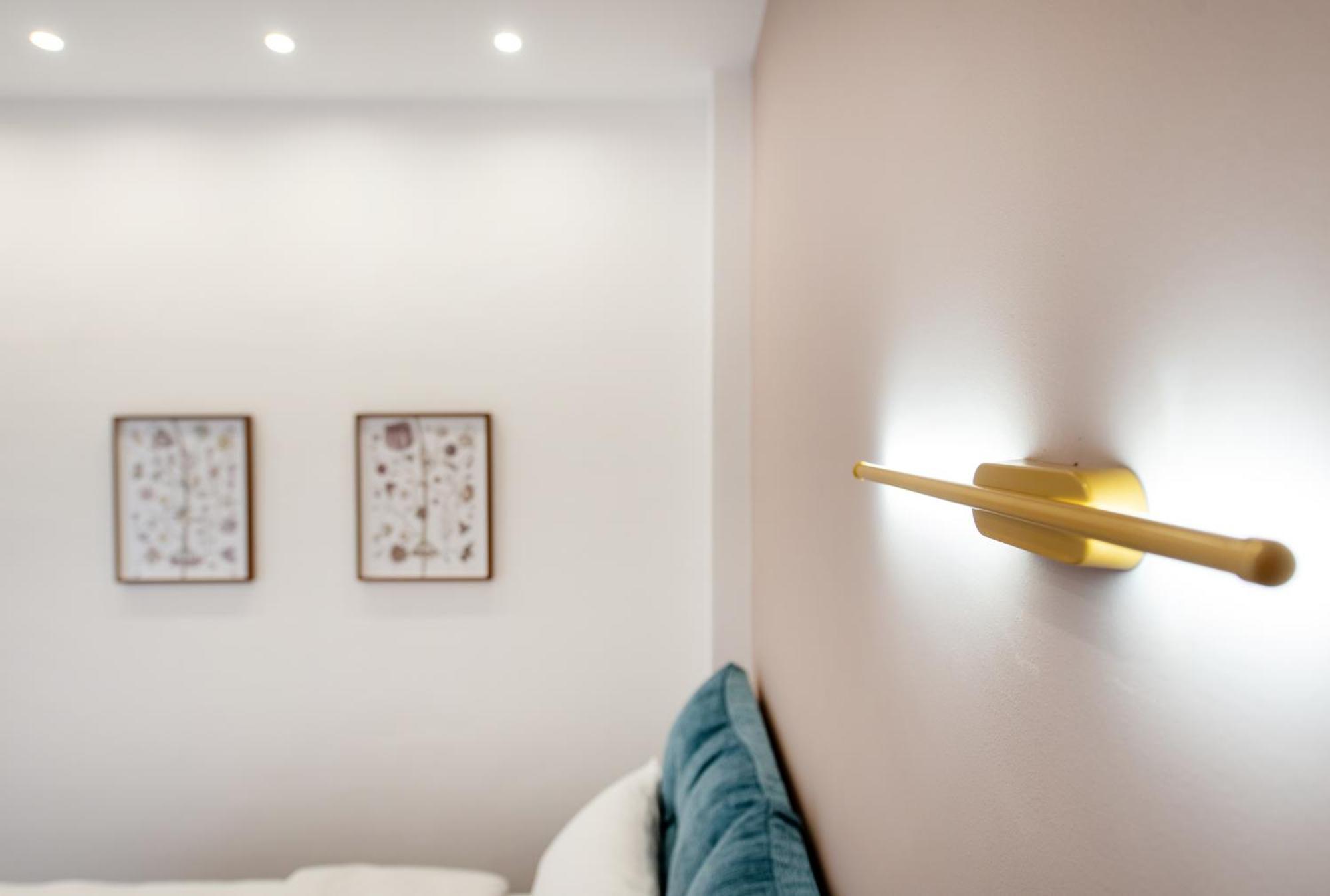 Tinker Bell By Halu! : Colorful Family Apartment *