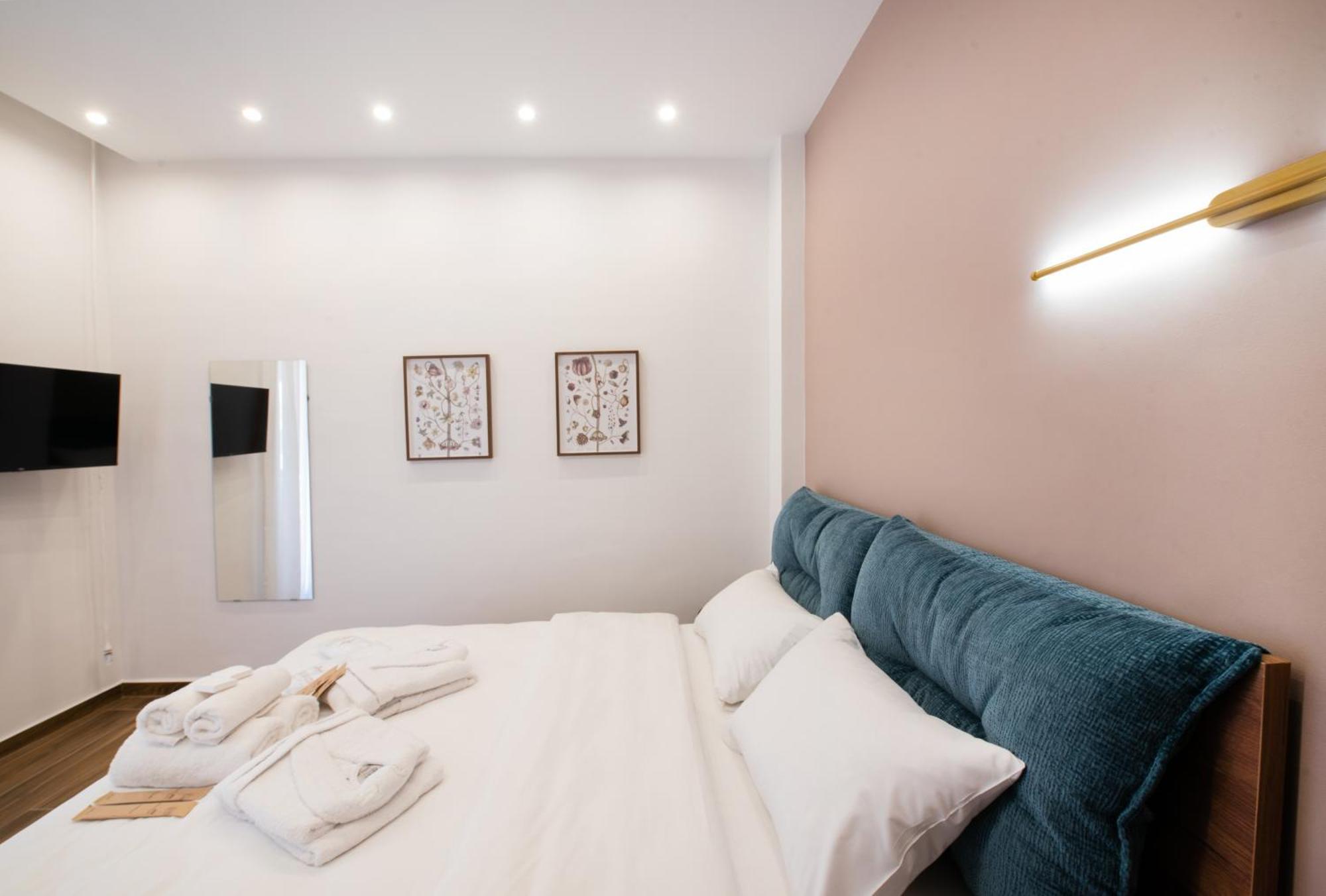 Apartment Tinker Bell By Halu! : Colorful Family Thessaloniki